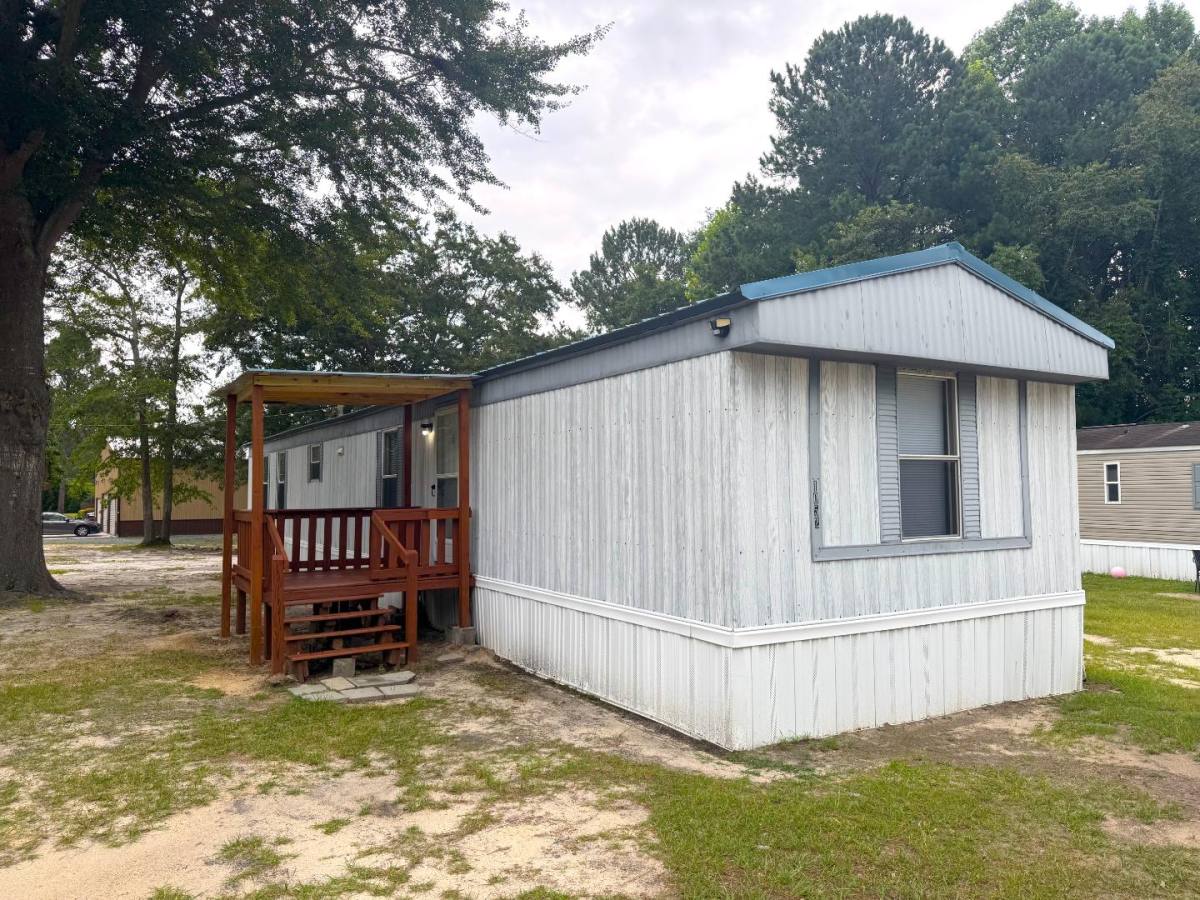 House for rent at 1052 Palestine Rd, Linden, NC 28356