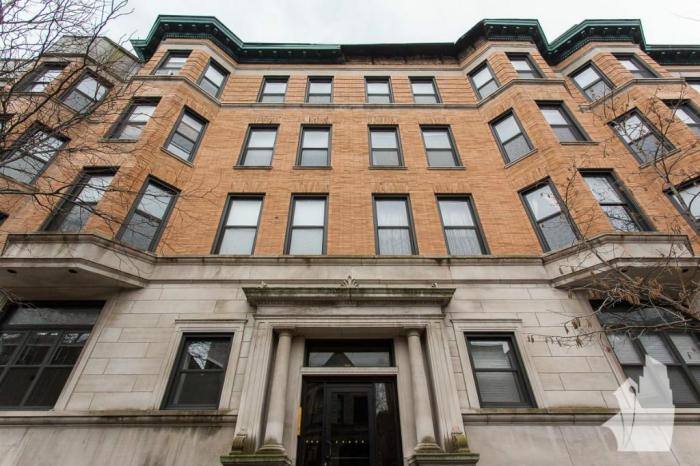 Apartment for rent at 639 W Oakdale, Chicago, IL 60657