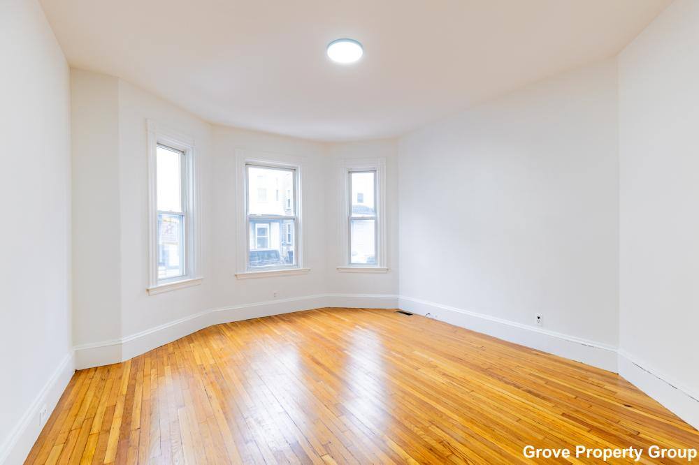 Apartment for rent at 178 L #3, South Boston, MA 02127