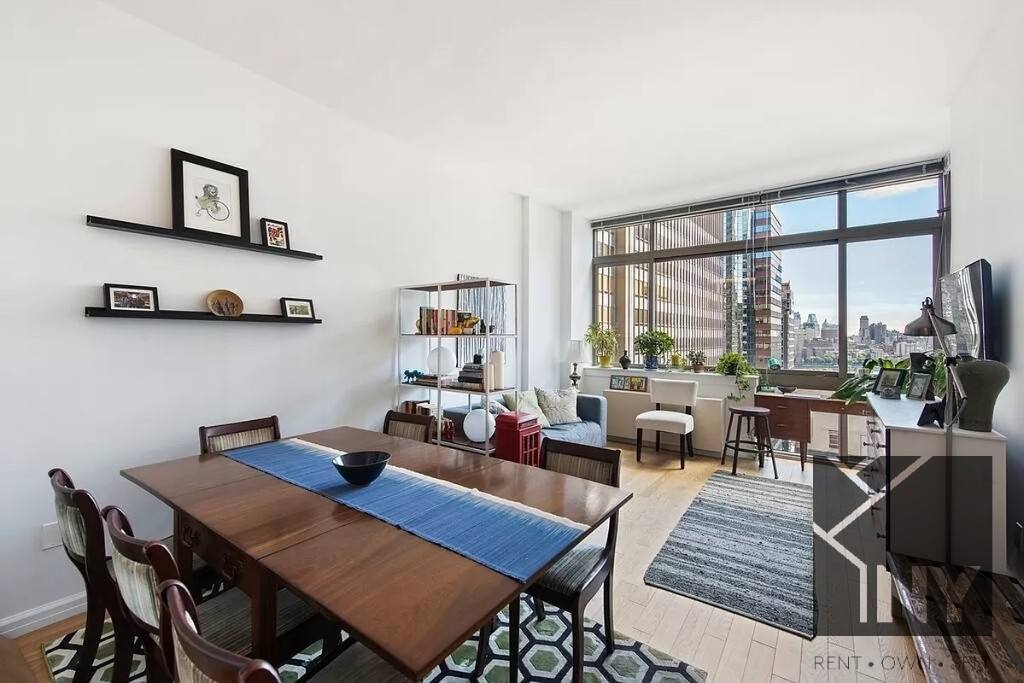 Apartment for rent at 2 Maiden Lane #2102, New York, NY 10038