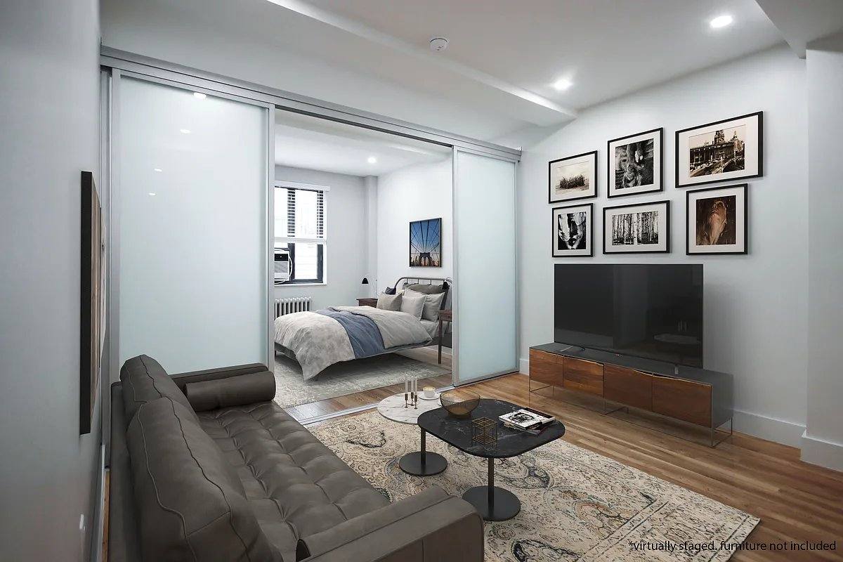 Townhouse for rent at 11 Waverly Place #8F, New York, NY 10003