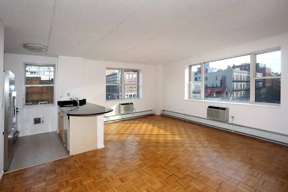 Apartment for rent at 301 Elizabeth St #201, New York, NY 10012