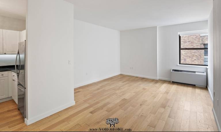 Apartment for rent at 1 Broadway #2217, New York, NY 10004
