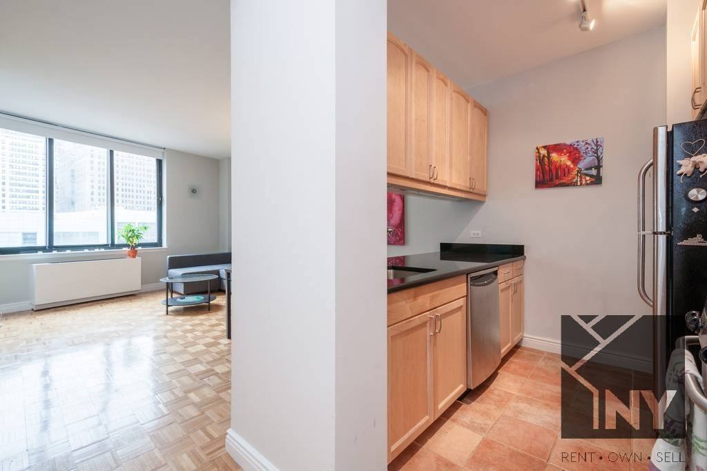 Apartment for rent at 88 Battery Place #10P, New York, NY 10280