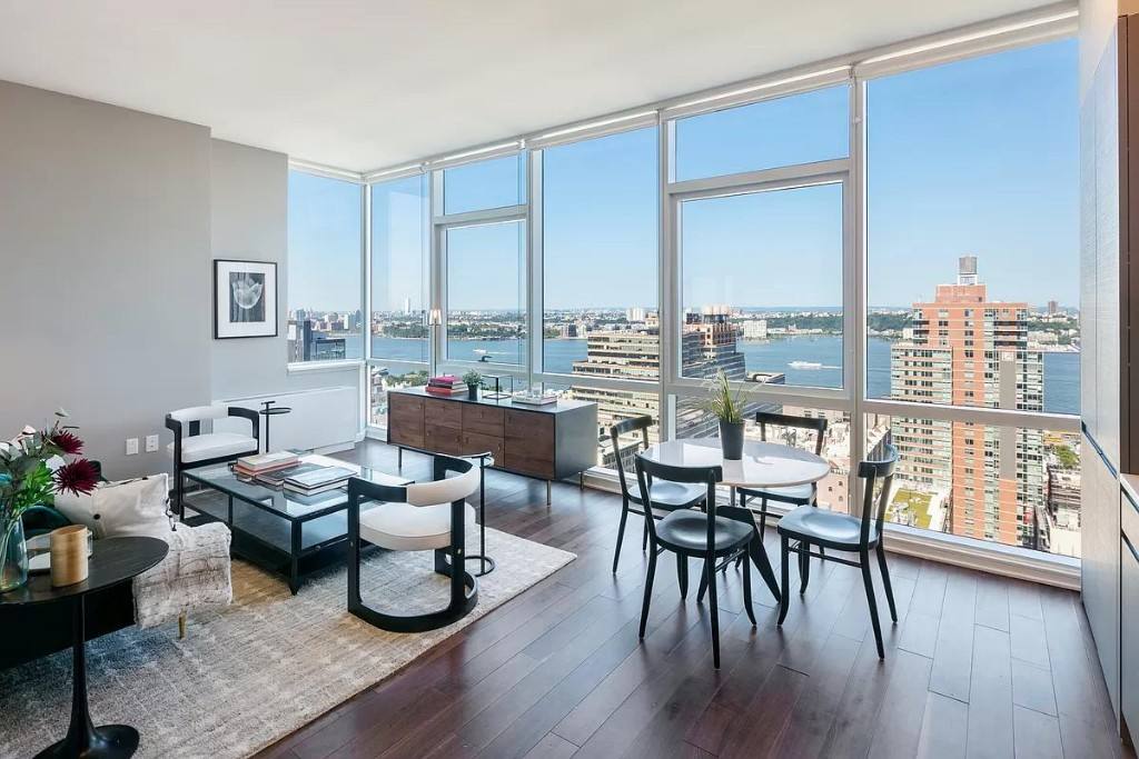 Apartment for rent at 507 W 28th St #1120, New York, NY 10001
