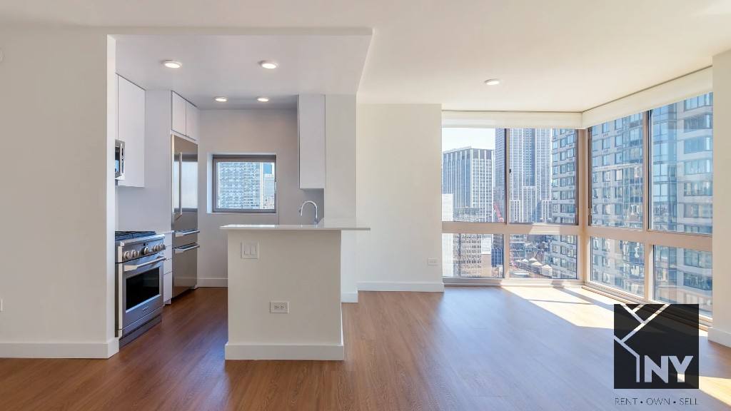 Apartment for rent at 102 W 27th St #15G, New York, NY 10001