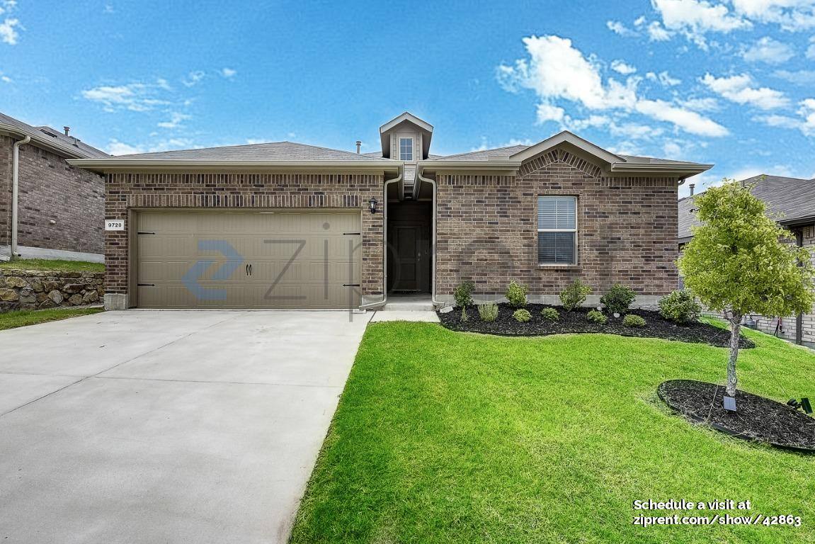 House for rent at 9720 Fallston Dr, Fort Worth, TX 76108