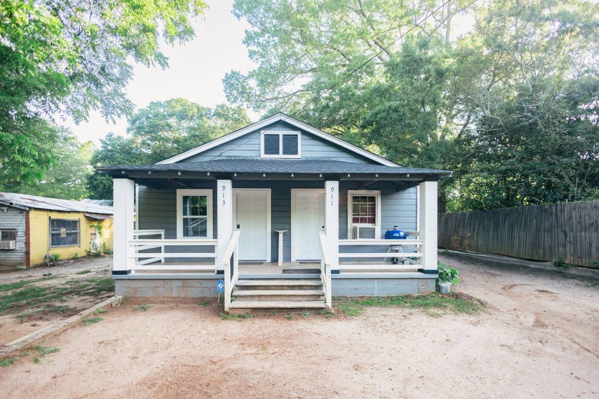 Apartment for rent at 911 Ray St, Griffin, GA 30223