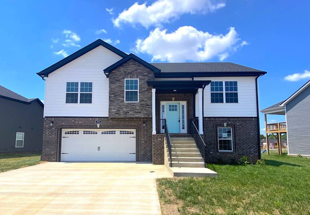 House for rent at 306 Dugger Dr, Clarksville, TN 37042