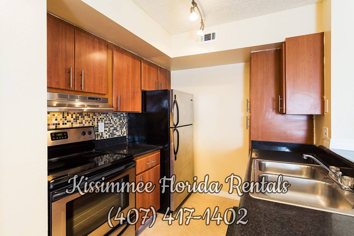 Condo for rent at 421 Fountainhead Circle, Kissimmee, FL 34741