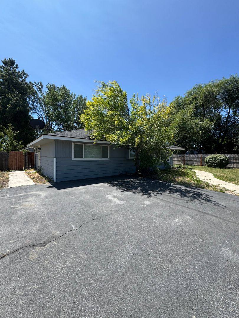 House for rent at 612 W 15th Ave, Ellensburg, WA 98926
