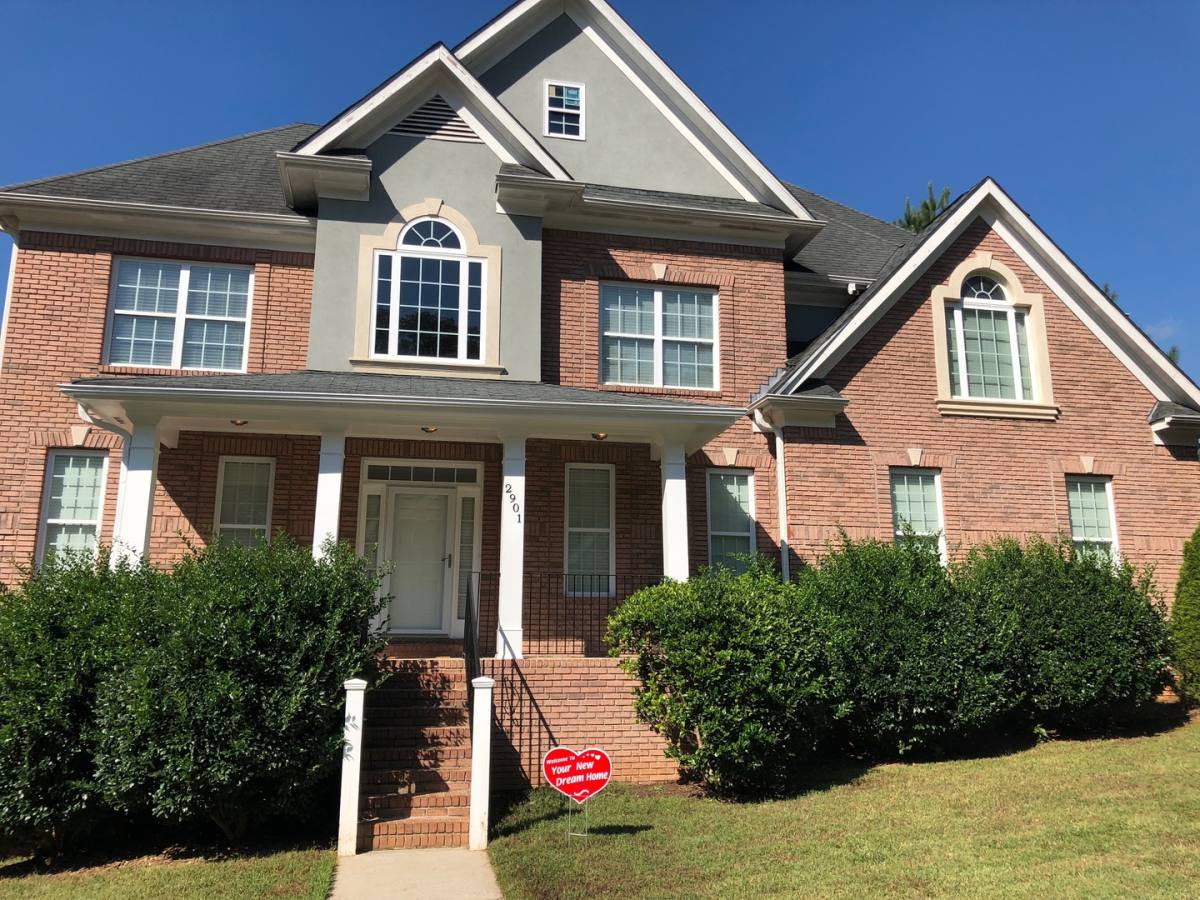 Apartment for rent at 2901 Battlecrest Dr, Decatur, GA 30034