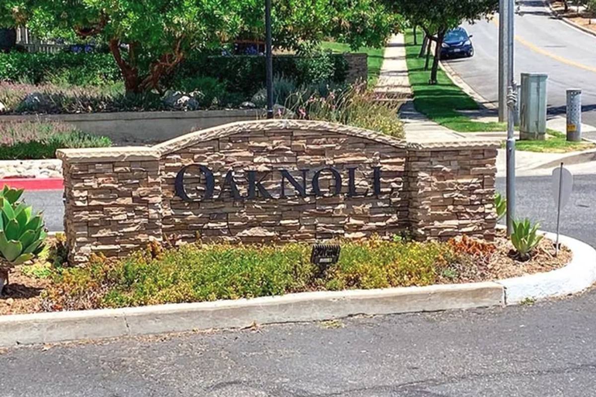 Apartment for rent at 290 Sequoia Court, Thousand Oaks, CA 91360