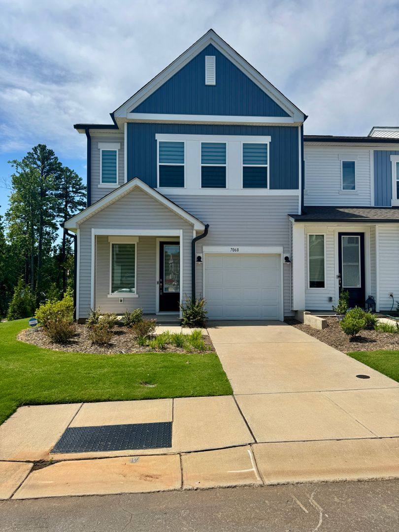 Townhouse for rent at 7068 Matz Way Fifteen 15 Cannon, Charlotte, NC 28269