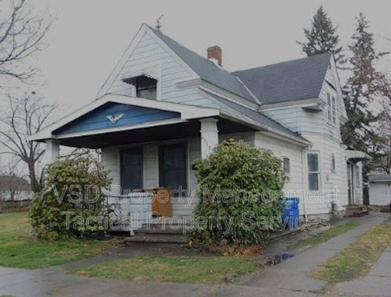 Apartment for rent at 6519 Hosmer Ave, Cleveland, OH 44105