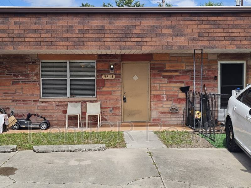 Apartment for rent at 5313 James St, New Port Richey, FL 34652