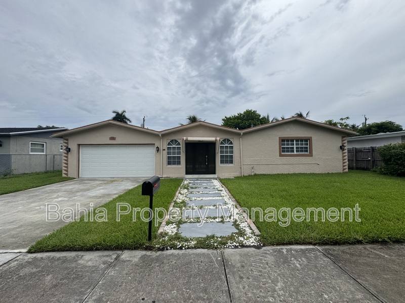 House for rent at 115 Sierra Dr, Miami, FL 33179