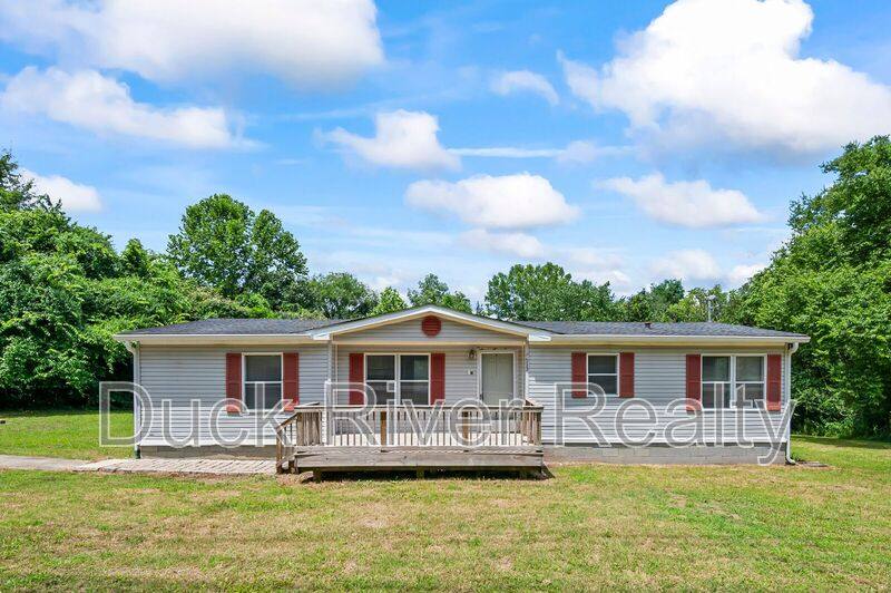 House for rent at 513 Fairview Dr, Columbia, TN 38401