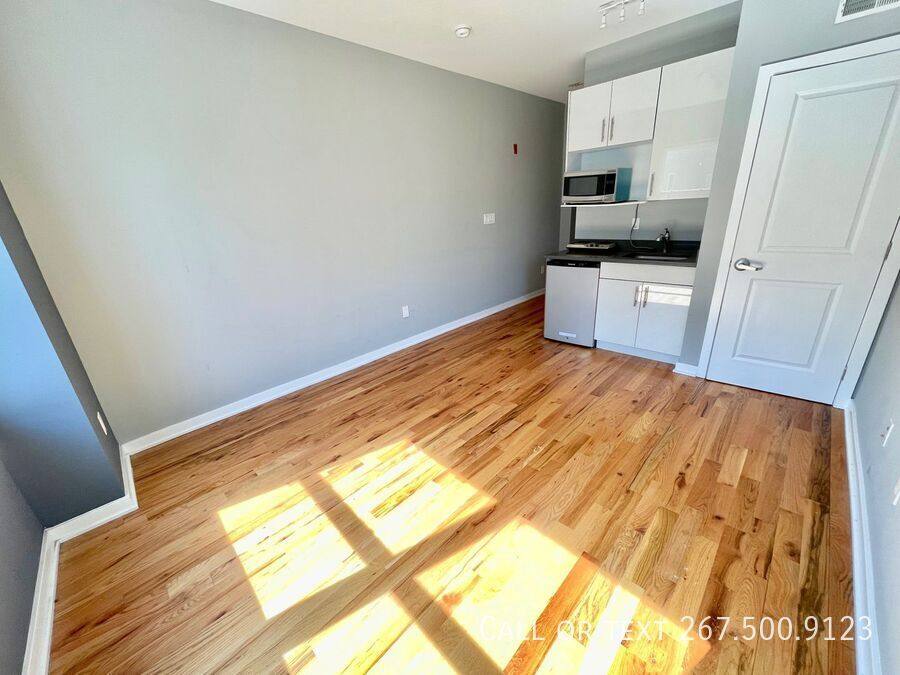 Apartment for rent at 533 N Budd St #3E, Philadelphia, PA 19104