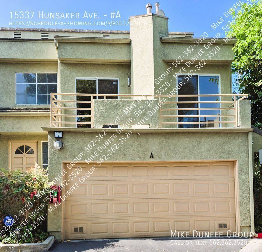 Townhouse for rent at 15337 Hunsaker Ave #A, Paramount, CA 90723