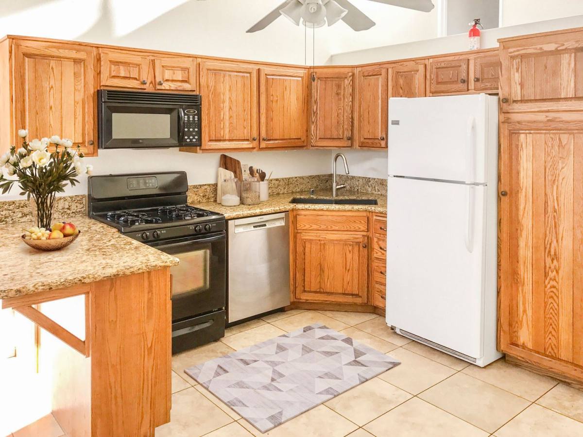 Townhouse for rent at 360 S Hickory St, Escondido, CA 92025