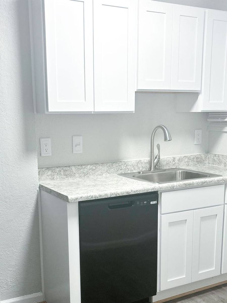 Apartment for rent at 869 36th St, Newport News, VA 23607