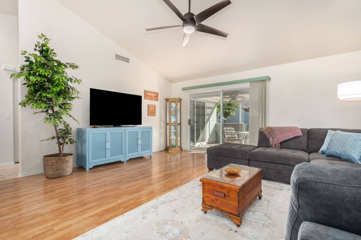 Townhouse for rent at 220 N 22nd Place, Mesa, AZ 85213