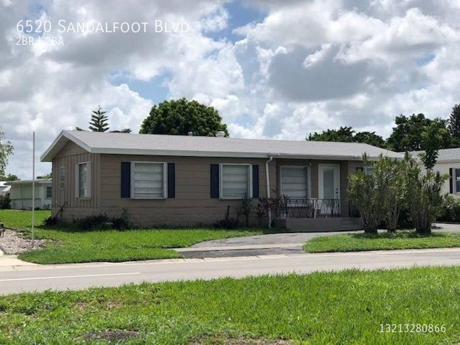 House for rent at 6520 Sandalfoot Blvd, Boca Raton, FL 33428