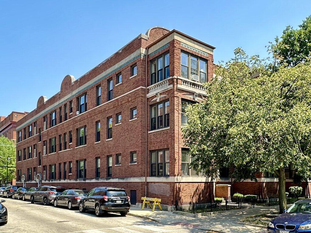 Apartment for rent at 3147 Medill #4, Chicago, IL 60647