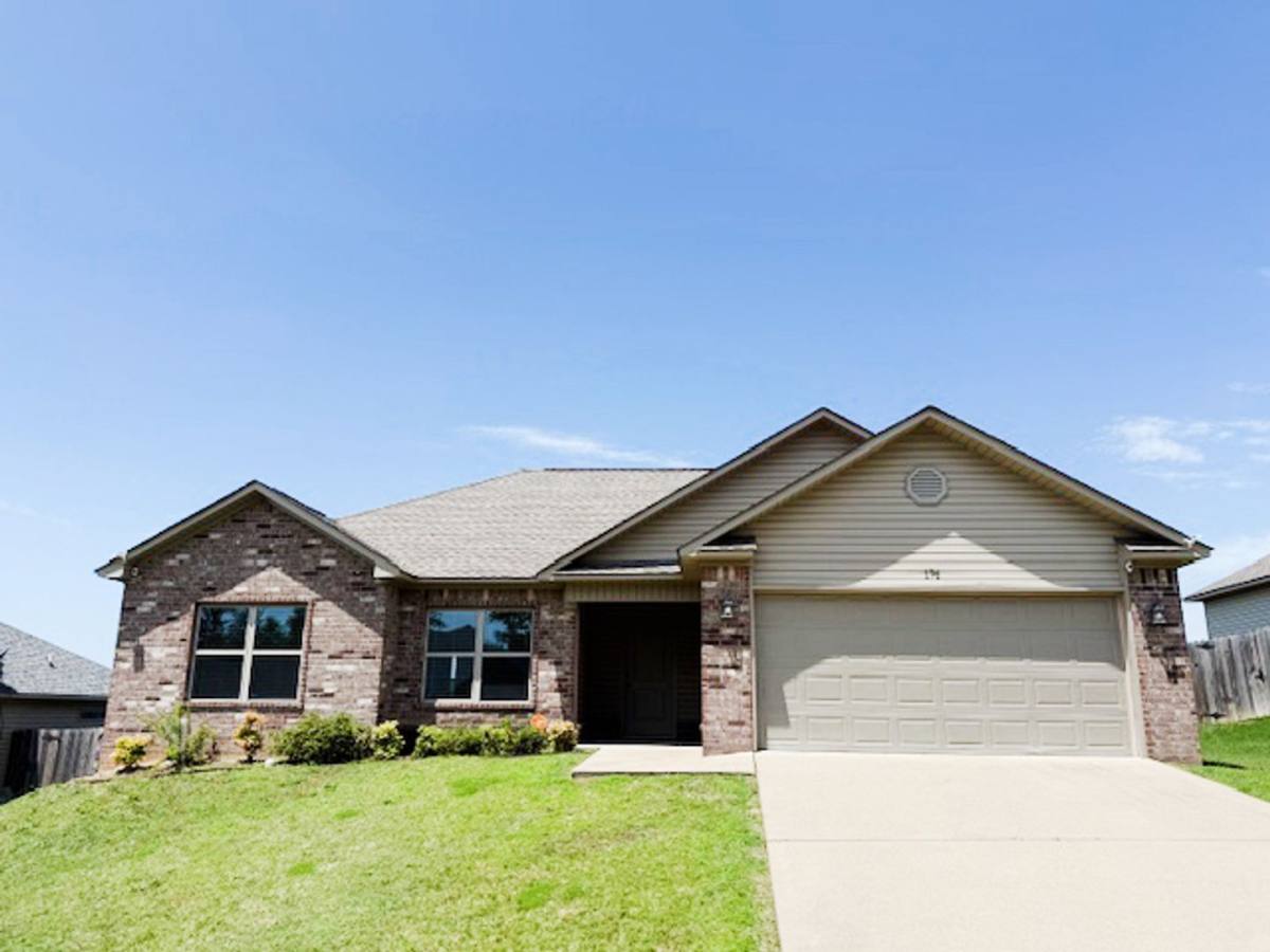 House for rent at 176 Cambridge Dr, Hot Springs National Park, AR 71913