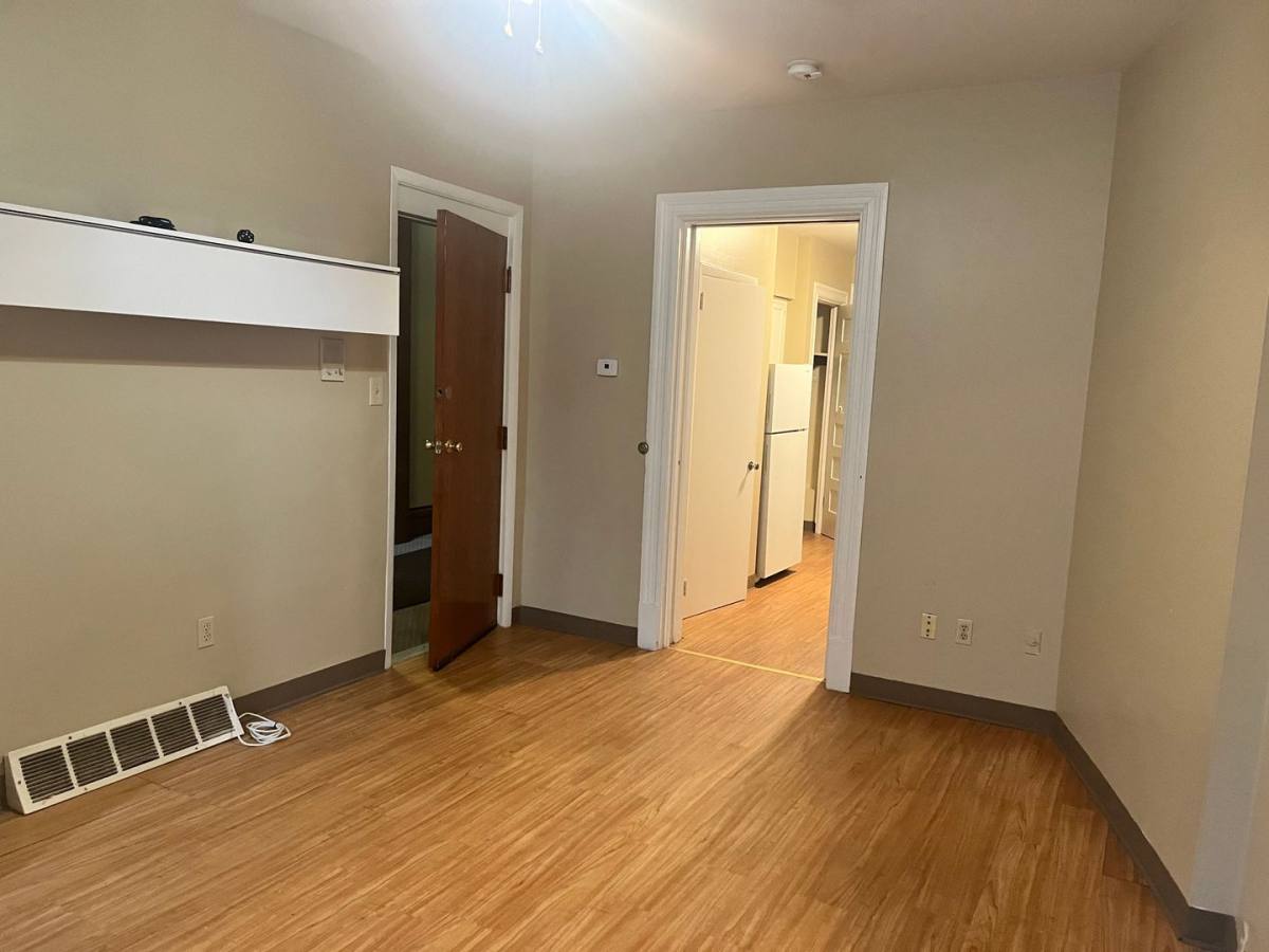Apartment for rent at 914 Western Ave, Pittsburgh, PA 15233