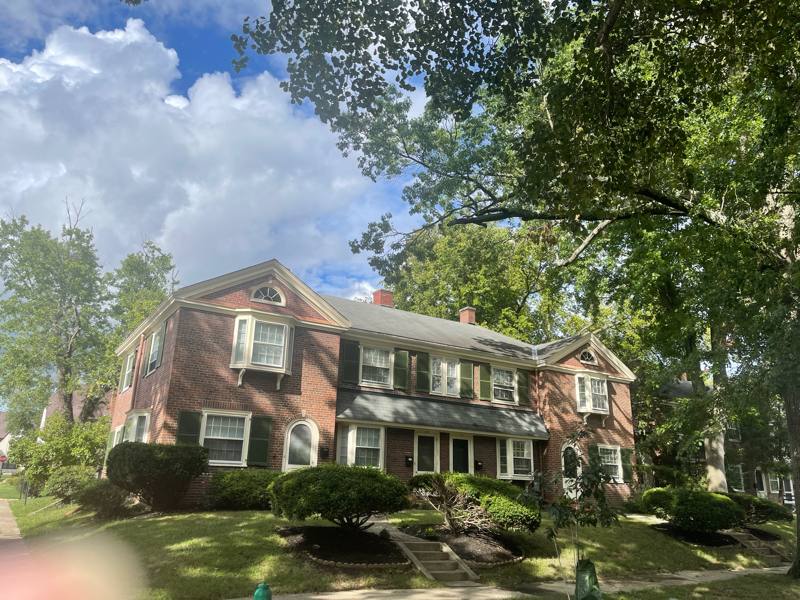 Townhouse for rent at 6758 Chestnut St, Cincinnati, OH 45227