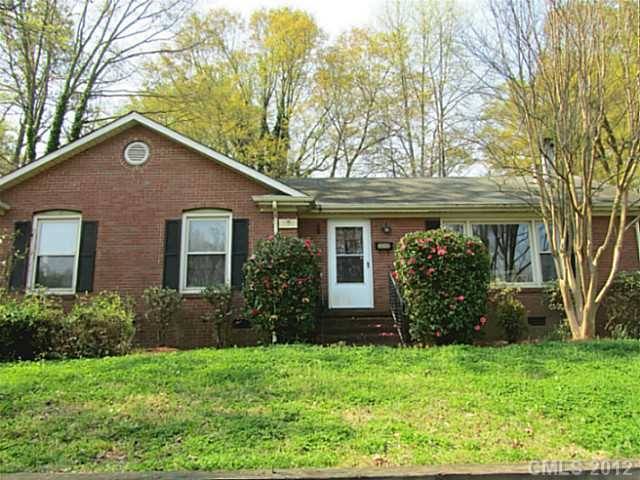 House for rent at 6512 Springfield Dr, Charlotte, NC 28212