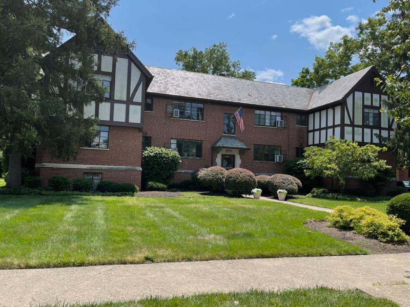 Apartment for rent at 6807 Wooster Pike, Cincinnati, OH 45227