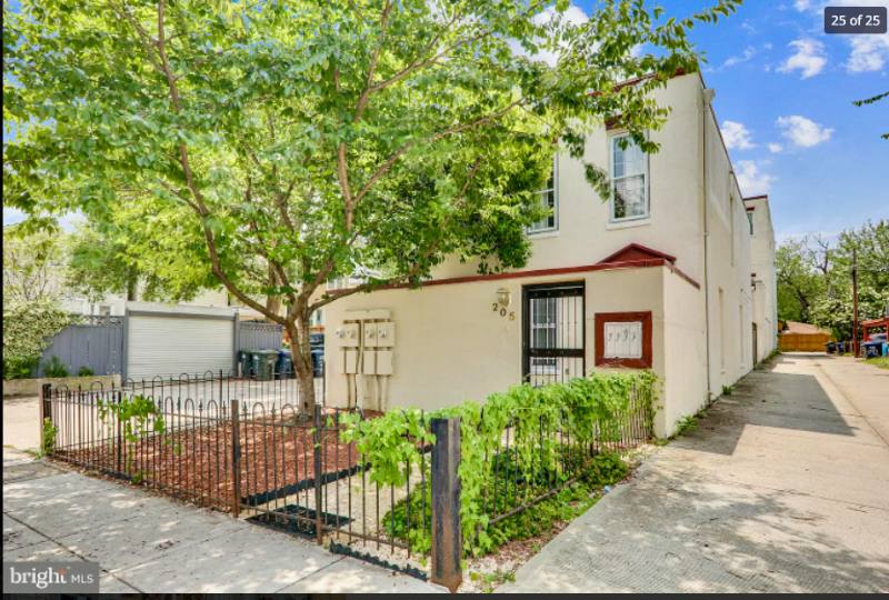 Apartment for rent at 205 18 St SE #2, Washington, DC 20003