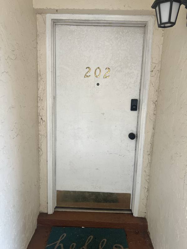 Apartment for rent at 720 100th Ave N #202, Saint Petersburg, FL 33702