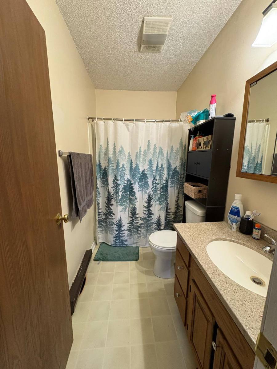 Apartment for rent at 106 Lake St #2, Niverville, NY 12130