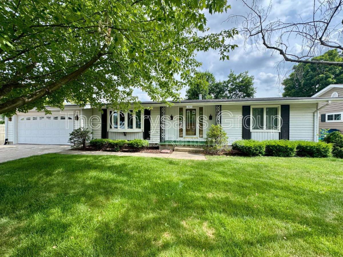 House for rent at 1525 Clark St, Ottawa, IL 61350
