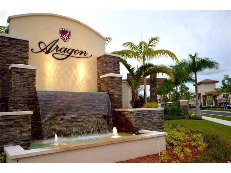 Townhouse for rent at 3456 W 90th St, Hialeah, FL 33018
