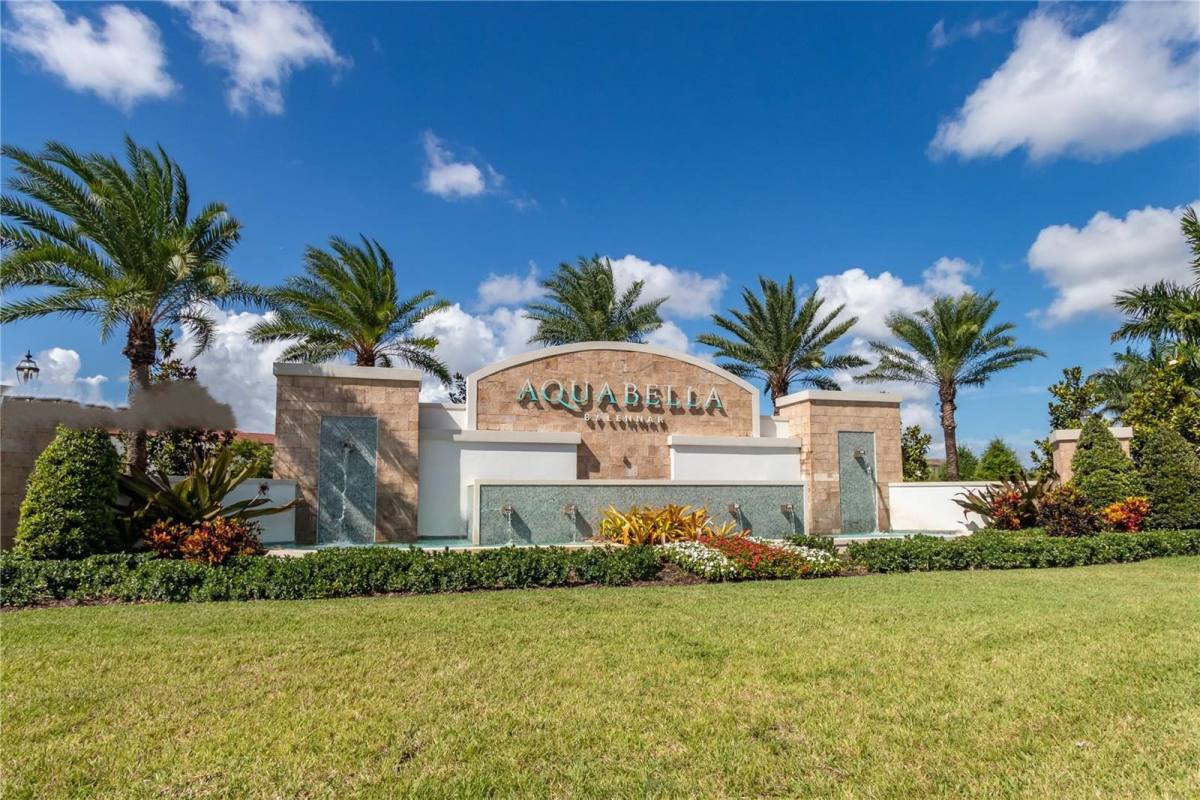 Townhouse for rent at 11083 W 33rd Court, Hialeah, FL 33018