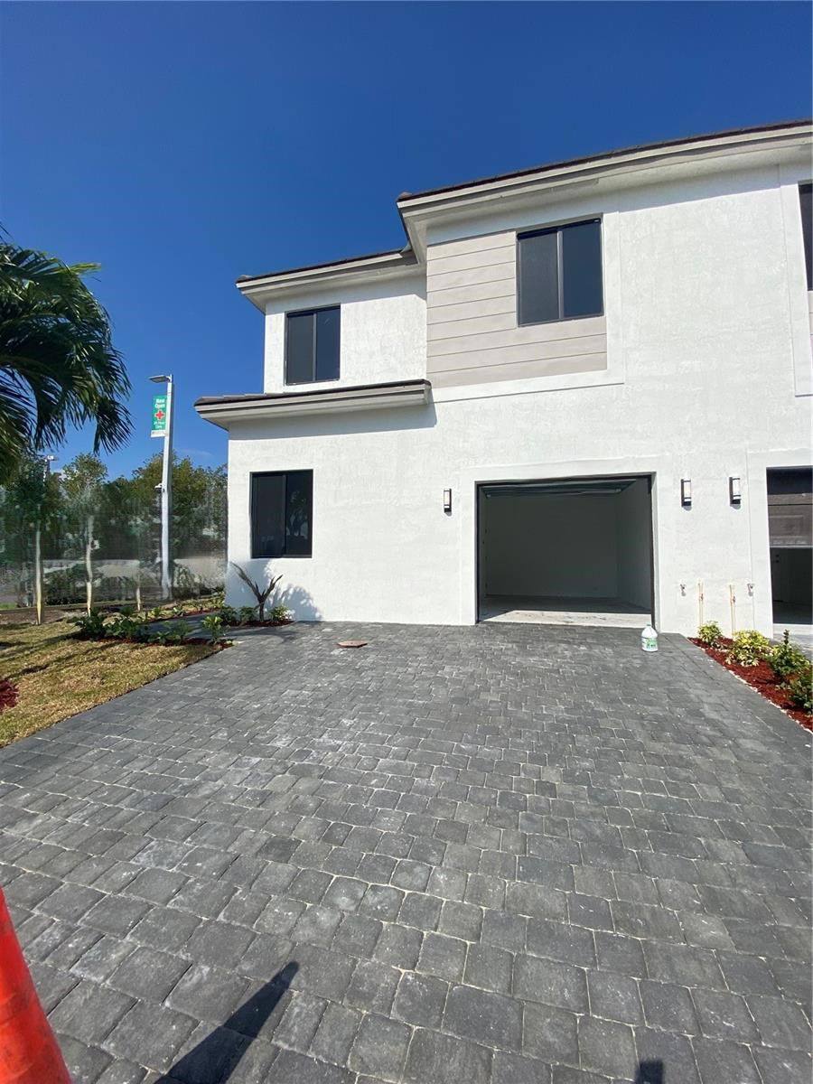 Townhouse for rent at 2434 SW 145th Place, Miami, FL 33175