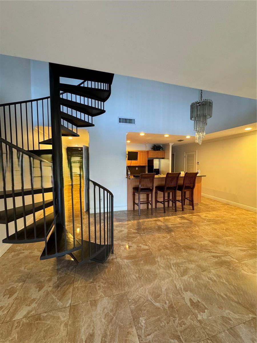 Townhouse for rent at 15077 Montrose Rd, Hialeah, FL 33016