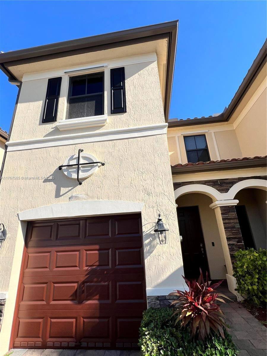 Condo for rent at 3311 W 90th Terrace, Hialeah, FL 33018
