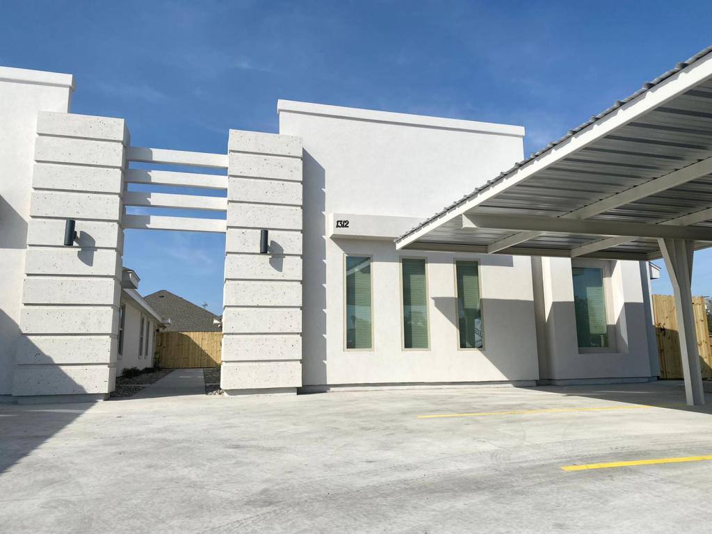 Apartment for rent at 1413 Alta Vista Dr #1, Weslaco, TX 78596