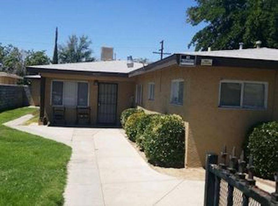Apartment for rent at 443055 Cedar Ave, Lancaster, CA 93534