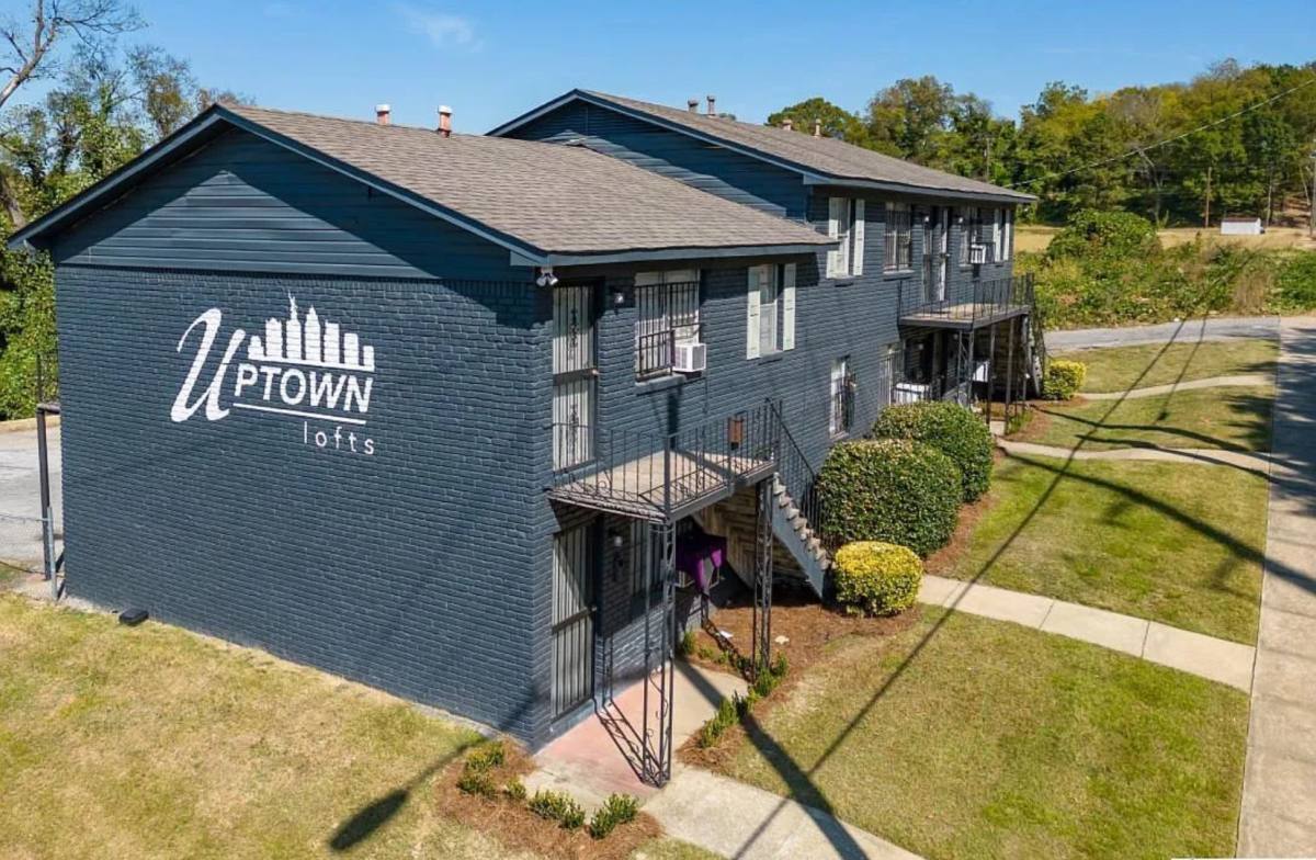 Apartment for rent at 1802 14th Court N #1806A, Birmingham, AL 35234