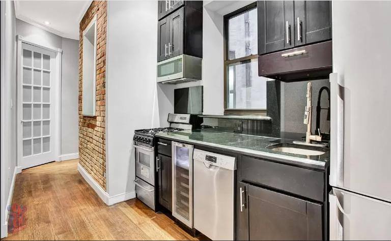 200 Stanton St #C, New York, NY 10002