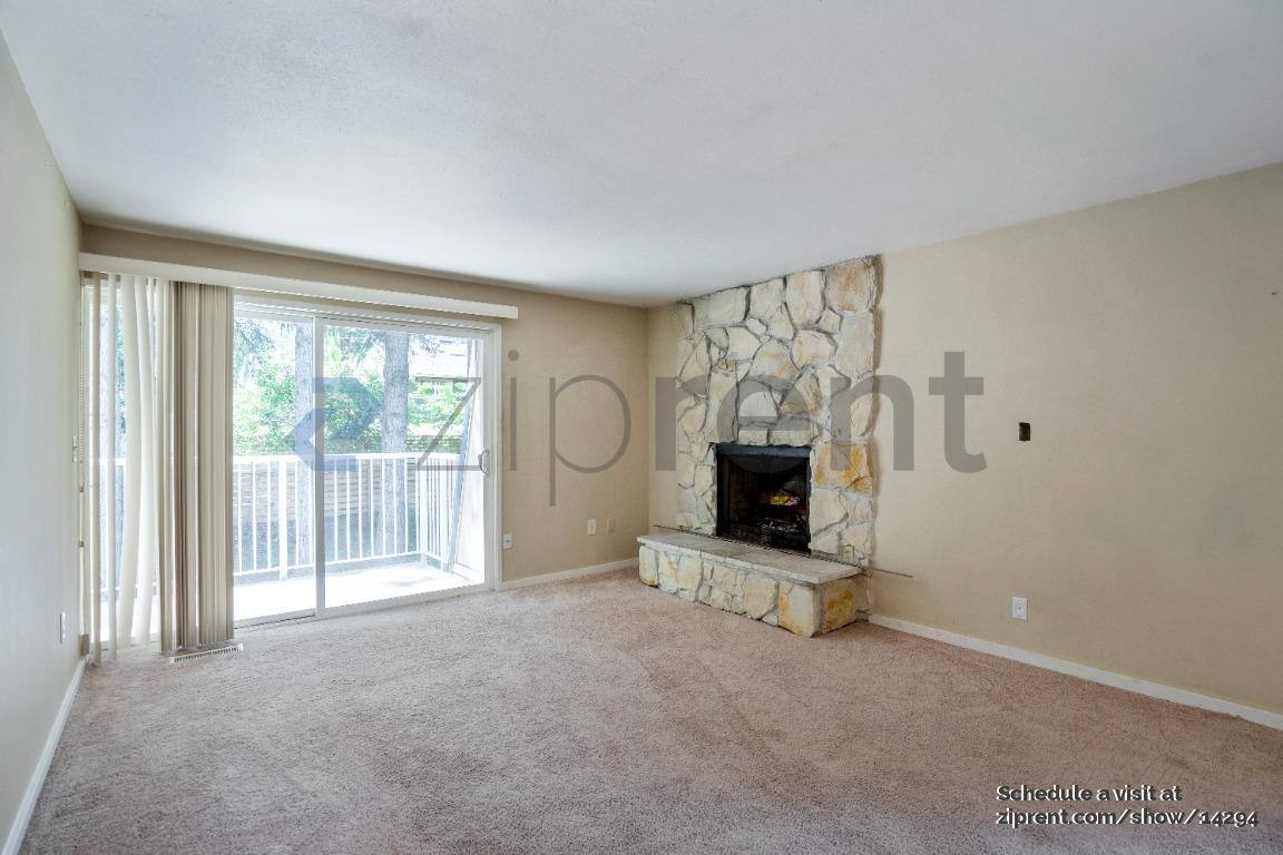 Condo for rent at 9807 NE 124th St #204, Kirkland, WA 98034
