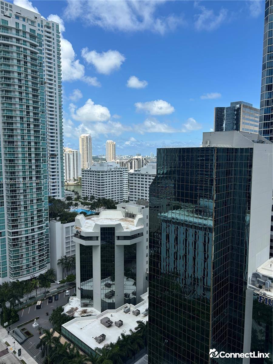 Apartment for rent at 1060 Brickell Ave #2301, Miami, FL 33131