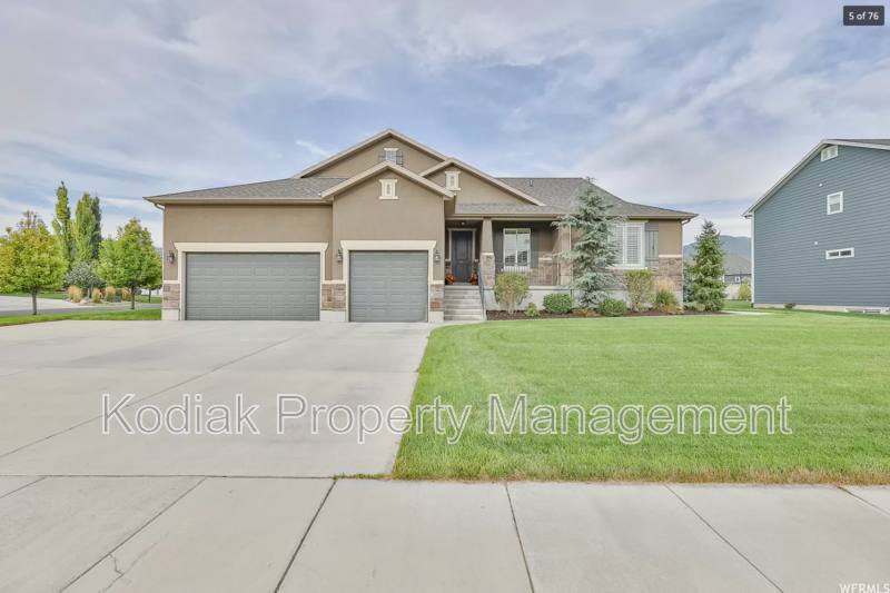 House for rent at 1463 Kentucky Derby Way, Kaysville, UT 84037